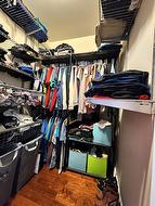 Walk-in closet - 