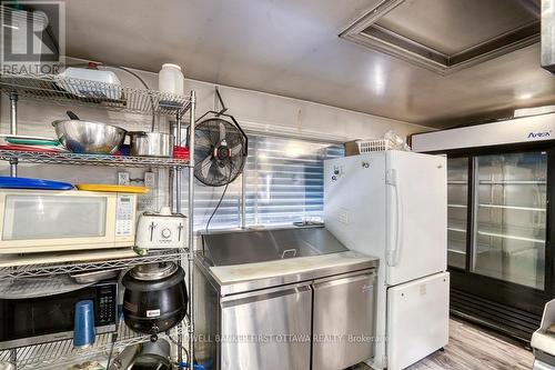 106 Broadway Street W, Merrickville-Wolford, ON 