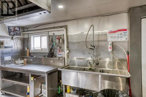 106 Broadway Street W, Merrickville-Wolford, ON 