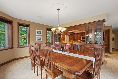 Salle à manger - 123 Rue Du Domaine-Brome, Lac-Brome, QC - Indoor Photo Showing Dining Room