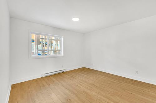 Chambre à coucher principale - 9334 Rue Riverin, Brossard, QC - Indoor Photo Showing Other Room