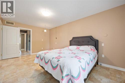 207 Cassandra Boulevard, Sarnia, ON - Indoor Photo Showing Bedroom
