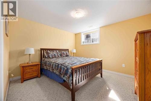 207 Cassandra Boulevard, Sarnia, ON - Indoor Photo Showing Bedroom