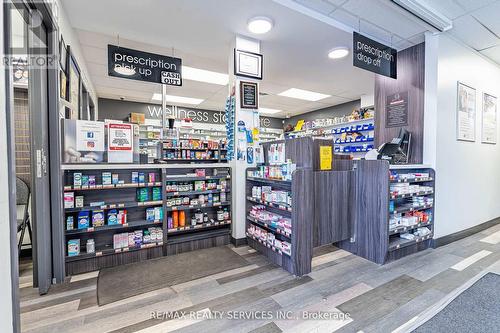 10 Main Street, Mississauga, ON 