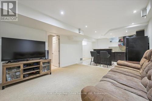 4737 Deforest Crescent, Burlington (Alton), ON - Indoor Photo Showing Living Room