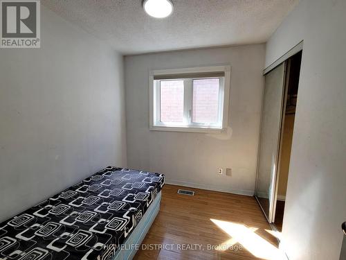 68 Pioneer Pathway, Toronto, ON - Indoor Photo Showing Bedroom