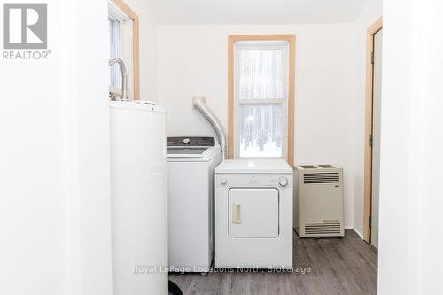 80 Concession 8 Road E, Tiny, ON - Indoor Photo Showing Laundry Room