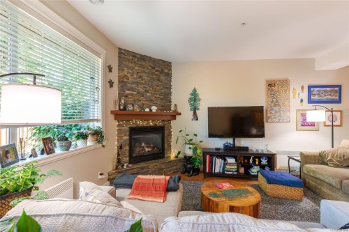 2-344 Hirst Ave, Parksville, BC 