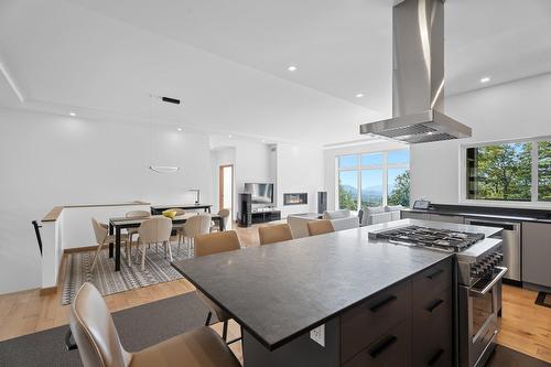 Cuisine - 819 Rue De La Campagne, Sainte-Adèle, QC - Indoor