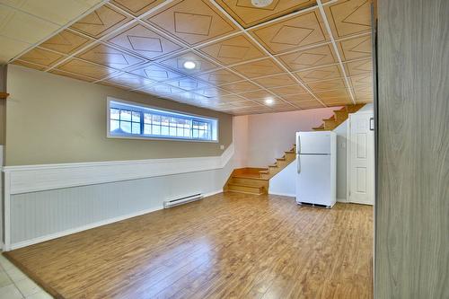 Sous-sol - 193 Ch. Tawachiche E., Lac-Aux-Sables, QC - Indoor Photo Showing Other Room