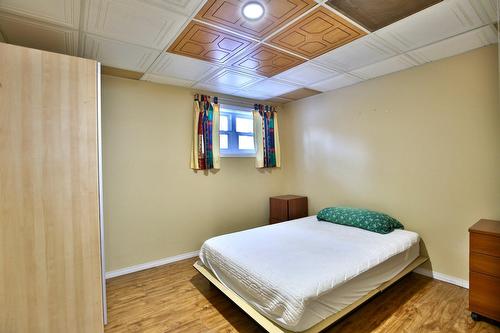 Sous-sol - 193 Ch. Tawachiche E., Lac-Aux-Sables, QC - Indoor Photo Showing Bedroom