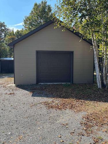 Garage - 193 Ch. Tawachiche E., Lac-Aux-Sables, QC - Outdoor