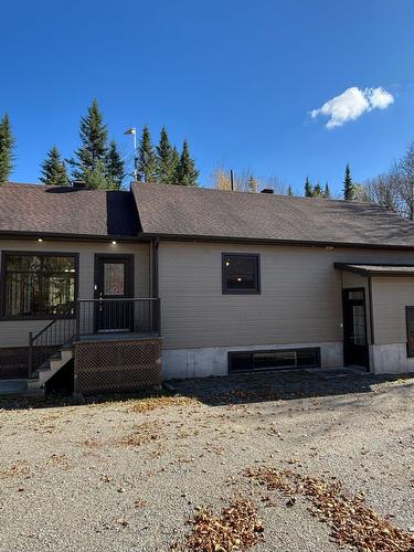 Façade - 193 Ch. Tawachiche E., Lac-Aux-Sables, QC - Outdoor