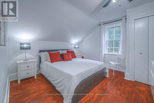92 Adam Street, Cambridge, ON - Indoor Photo Showing Bedroom