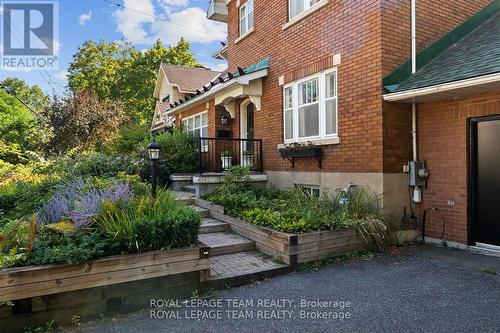 131 Acacia Avenue, Ottawa, ON - Outdoor