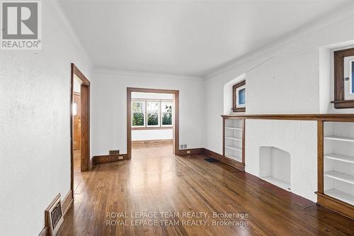 131 Acacia Avenue, Ottawa, ON - Indoor