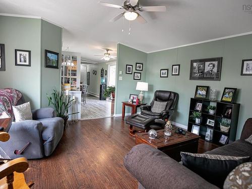 50 Pinehurst Street, Amherst, NS 