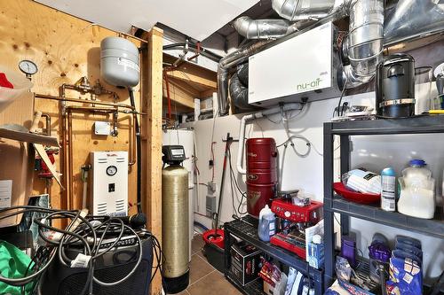 Storage - 1049 Rue Des Chevaliers, Prévost, QC - Indoor Photo Showing Basement