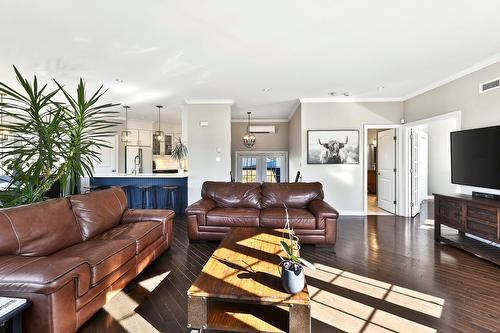 Living room - 1049 Rue Des Chevaliers, Prévost, QC - Indoor Photo Showing Living Room