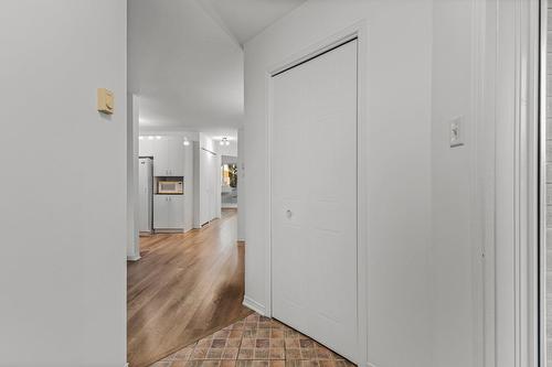 Hall - 1622 Boul. Du Millénaire, Saint-Basile-Le-Grand, QC - Indoor Photo Showing Other Room
