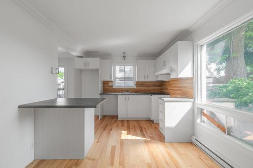 Logement - 3381  - 3385A Av. Des Églises, Lévis (Les Chutes-De-La-Chaudière-Est), QC - Indoor Photo Showing Kitchen