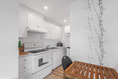 Loft - 3381  - 3385A Av. Des Églises, Lévis (Les Chutes-De-La-Chaudière-Est), QC - Indoor Photo Showing Kitchen