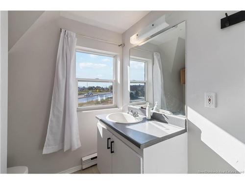 19 Eden St, Moncton, NB 