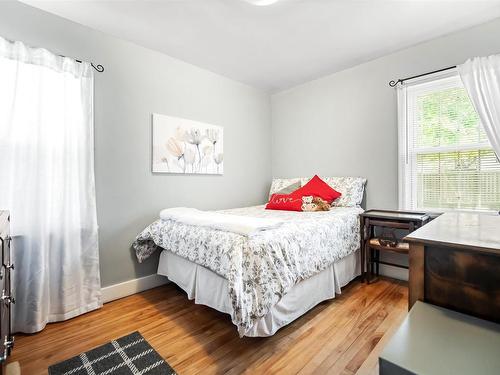 6 Piers Avenue, Halifax, NS 