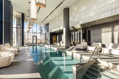 Piscine - 1505-1000 Rue André-Prévost, Montréal (Verdun/Île-Des-Soeurs), QC - Indoor Photo Showing Other Room With In Ground Pool