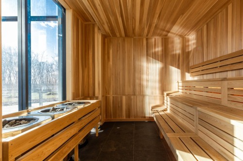 Spa - 1505-1000 Rue André-Prévost, Montréal (Verdun/Île-Des-Soeurs), QC - Indoor