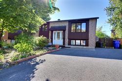 75 Av. des Camélias  Gatineau (Aylmer), QC J9J 2E7