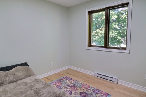 Chambre à coucher - 75 Av. Des Camélias, Gatineau (Aylmer), QC - Indoor Photo Showing Bedroom