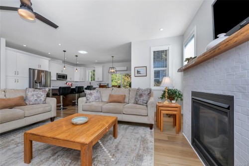 129 Edgewood Dr, Lake Cowichan, BC 