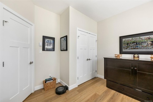 129 Edgewood Dr, Lake Cowichan, BC 