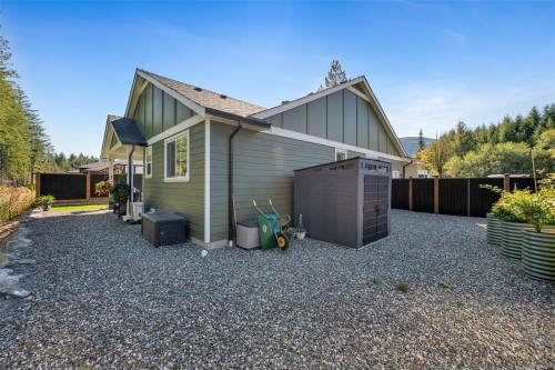 129 Edgewood Dr, Lake Cowichan, BC 