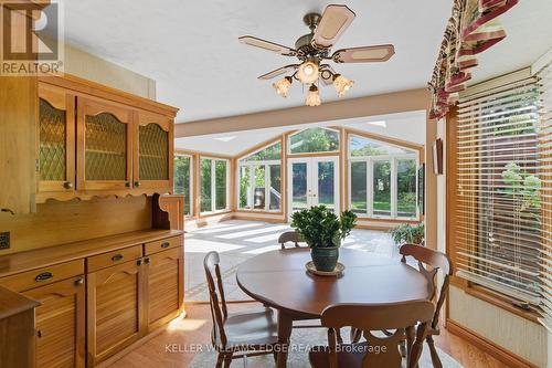 33 Goldfinch Road, Hamilton, ON - Indoor Photo Showing Dining Room