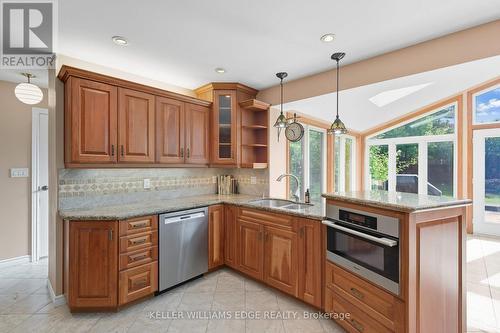 33 Goldfinch Road, Hamilton, ON - Indoor Photo Showing Kitchen With Double Sink