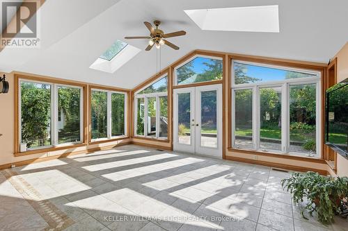 33 Goldfinch Road, Hamilton, ON - Indoor