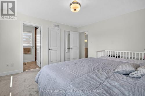 337 Ibanez Walk, Ottawa, ON - Indoor Photo Showing Bedroom