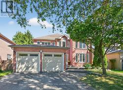 654 LYMAN BOULEVARD  Newmarket, ON L3X 1V9