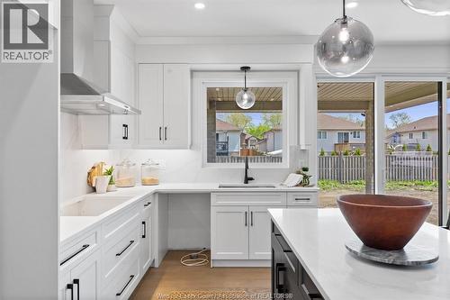 3654 Sutton Avenue, Windsor, ON - Indoor Photo Showing Kitchen