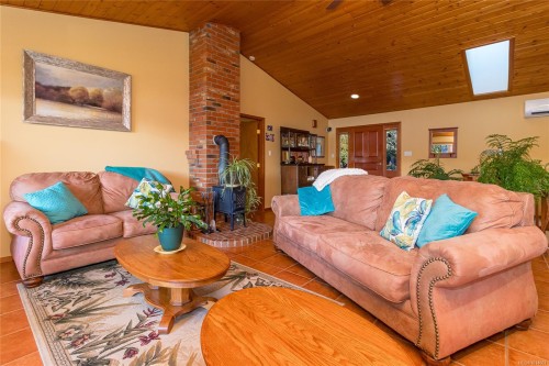 10662 Alder Cres, Youbou, BC 