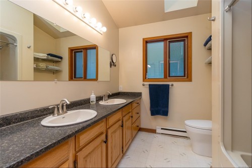 10662 Alder Cres, Youbou, BC 