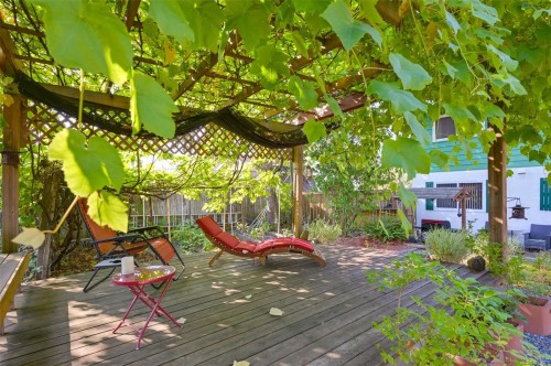 5847 Sycamore St, Duncan, BC 