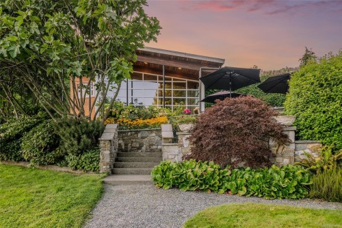 6552 North Rd, Duncan, BC 