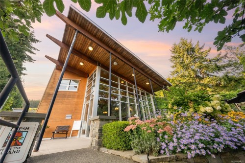 6552 North Rd, Duncan, BC 