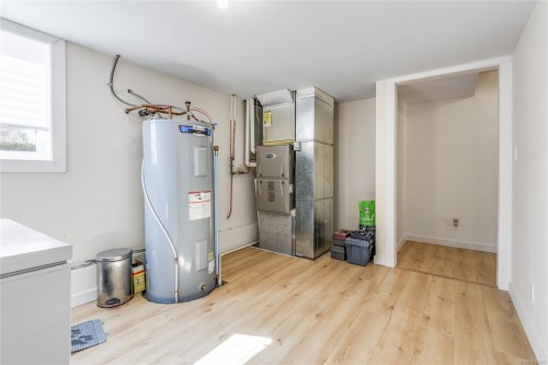 4754 Headquarters Rd, Courtenay, BC 