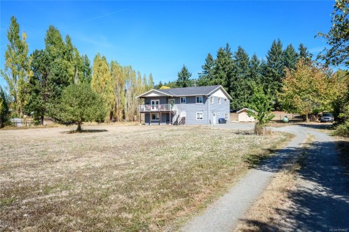 4754 Headquarters Rd, Courtenay, BC 