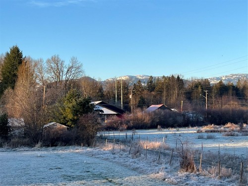 4754 Headquarters Rd, Courtenay, BC 