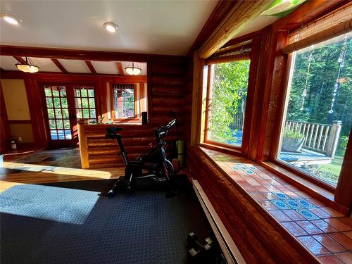 785 Beech Road, Nakusp, BC - Indoor Photo Showing Other Room